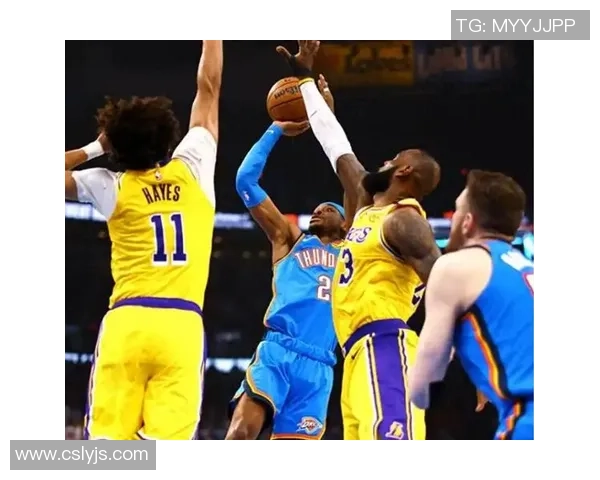 湖人对阵雷霆精彩重播回顾全场比赛亮点与精彩瞬间分析